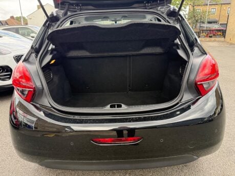 Peugeot 208 ACTIVE 10