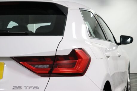 Audi A1 SPORTBACK TFSI SPORT 23