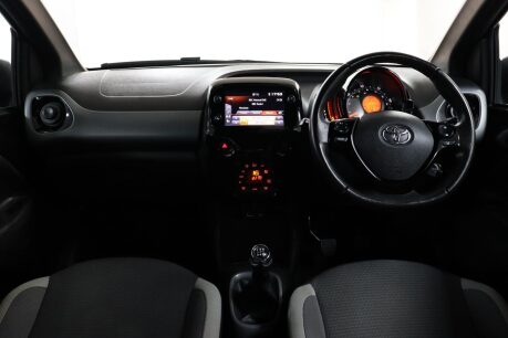 Toyota Aygo VVT-I X-TREND TSS 40