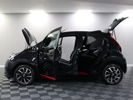 Toyota Aygo VVT-I X-TREND TSS 6
