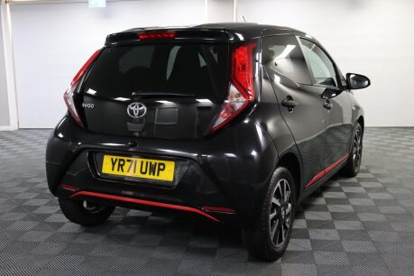 Toyota Aygo VVT-I X-TREND TSS 11