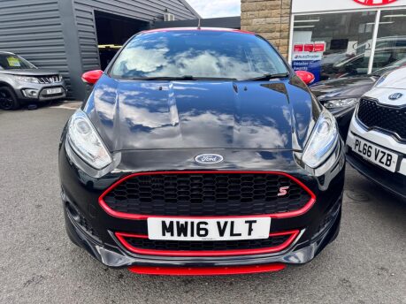 Ford Fiesta ZETEC S BLACK EDITION 4