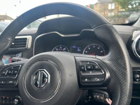 MG ZS EXCITE 11