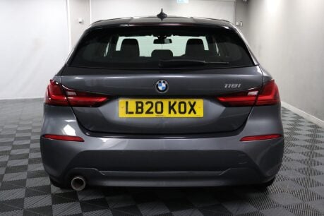 BMW 1 Series 118I SE 8