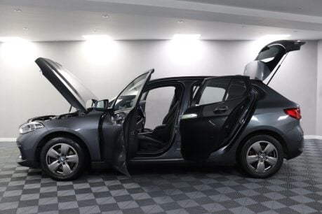 BMW 1 Series 118I SE 6