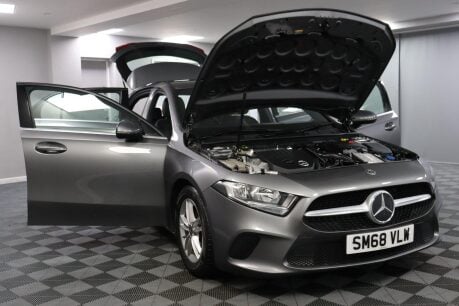 Mercedes-Benz A Class A 180 SE 15