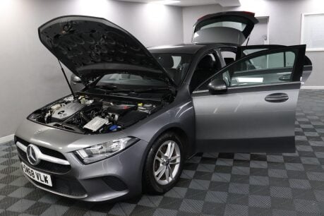 Mercedes-Benz A Class A 180 SE 16