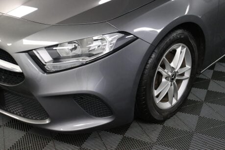 Mercedes-Benz A Class A 180 SE 31