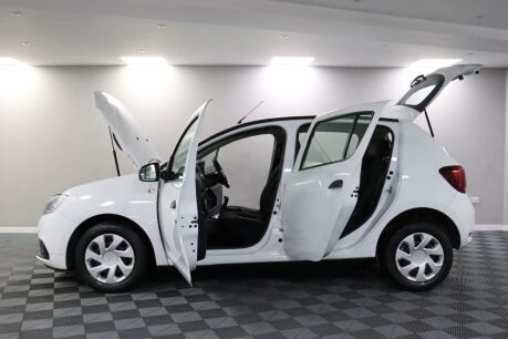 Dacia Sandero AMBIANCE SCE 6