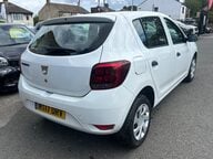 Dacia Sandero AMBIANCE SCE 8