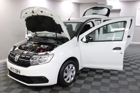 Dacia Sandero AMBIANCE SCE 16