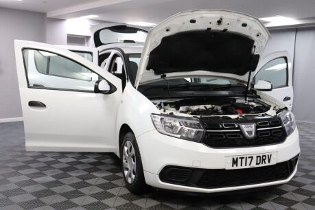 Dacia Sandero AMBIANCE SCE 15