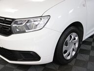 Dacia Sandero AMBIANCE SCE 31
