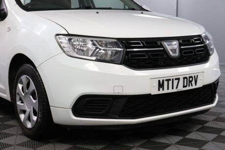 Dacia Sandero AMBIANCE SCE 24