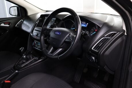 Ford Focus TITANIUM 5