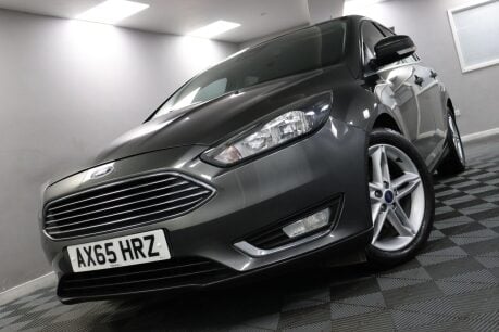Ford Focus TITANIUM 32