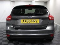 Ford Focus TITANIUM 8