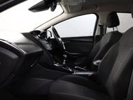 Ford Focus TITANIUM 43