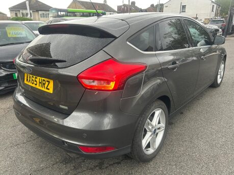 Ford Focus TITANIUM 9