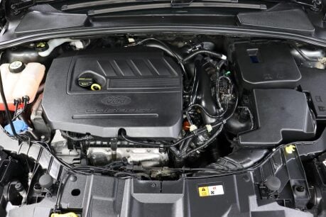Ford Focus TITANIUM 45