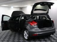 Ford Focus TITANIUM 21