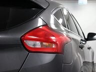 Ford Focus TITANIUM 23