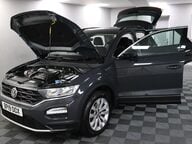 Volkswagen T-Roc SE TSI 16