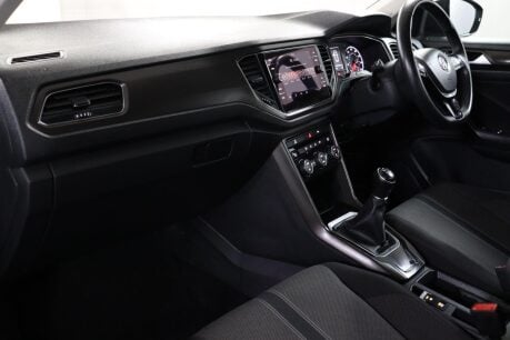 Volkswagen T-Roc SE TSI 34