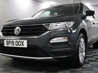 Volkswagen T-Roc SE TSI 28