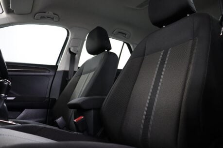 Volkswagen T-Roc SE TSI 35