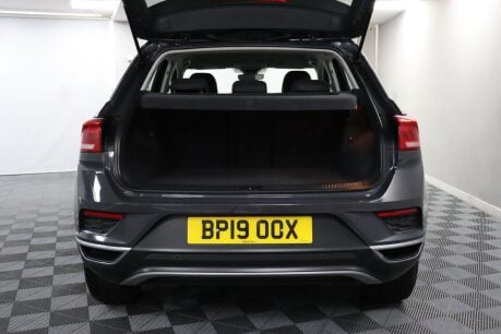 Volkswagen T-Roc SE TSI 14