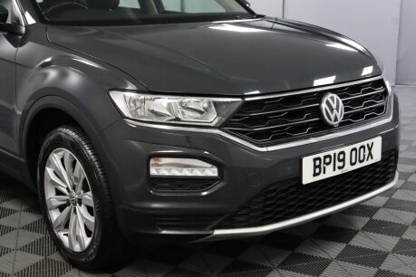 Volkswagen T-Roc SE TSI 26