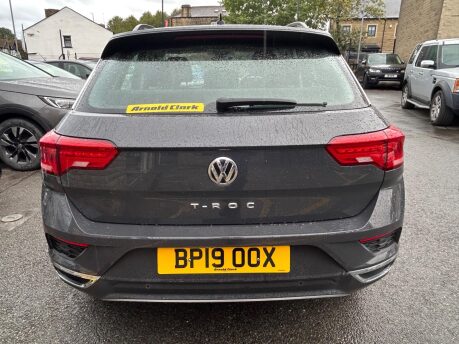 Volkswagen T-Roc SE TSI 7