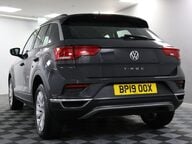 Volkswagen T-Roc SE TSI 29
