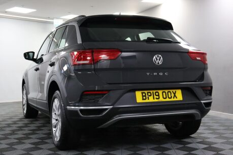 Volkswagen T-Roc SE TSI 29