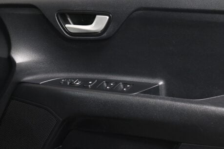 Kia Stonic 2 ISG 36