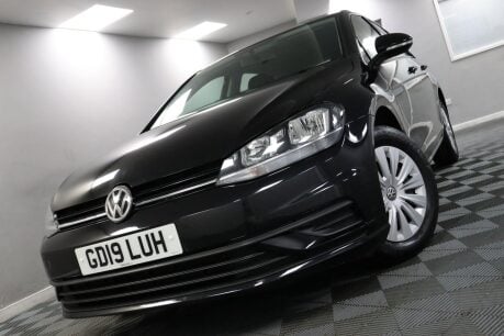 Volkswagen Golf S TSI 31