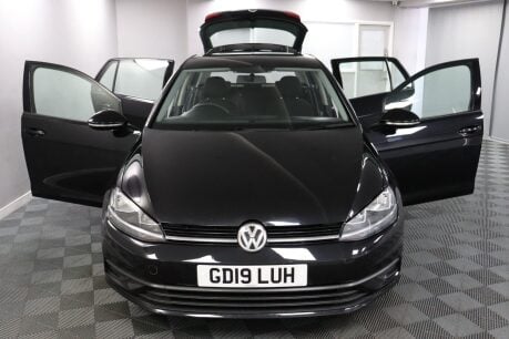 Volkswagen Golf S TSI 7