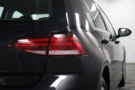 Volkswagen Golf S TSI 23