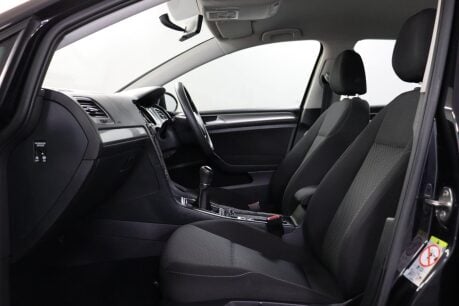 Volkswagen Golf S TSI 40