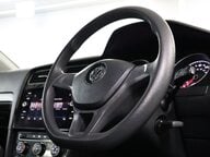 Volkswagen Golf S TSI 12