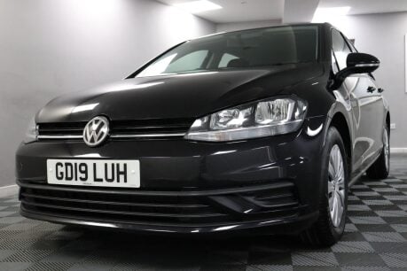 Volkswagen Golf S TSI 28