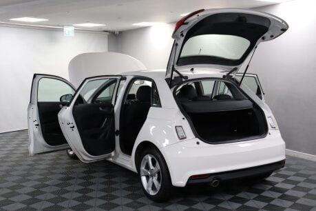 Audi A1 SPORTBACK TDI SPORT 21