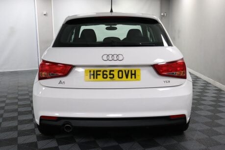Audi A1 SPORTBACK TDI SPORT 8