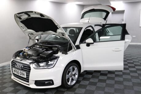 Audi A1 SPORTBACK TDI SPORT 16