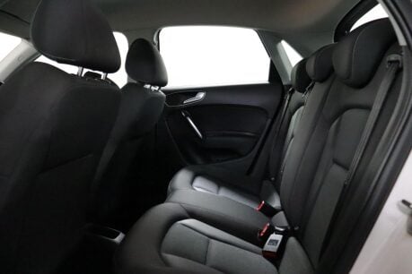 Audi A1 SPORTBACK TDI SPORT 39