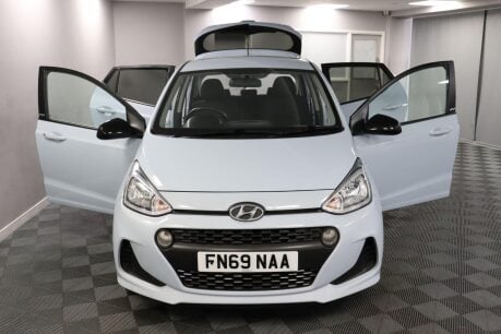Hyundai i10 PLAY 7