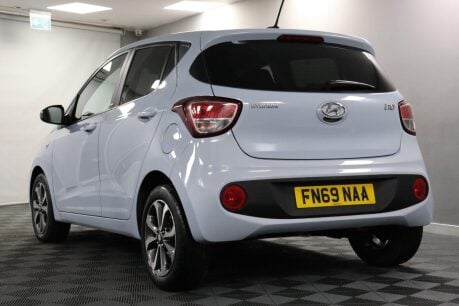 Hyundai i10 PLAY 22