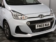 Hyundai i10 PLAY 26