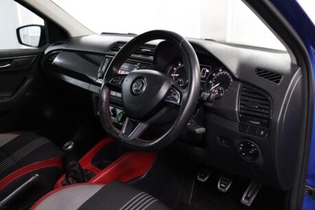 Skoda Fabia MONTE CARLO TSI 5